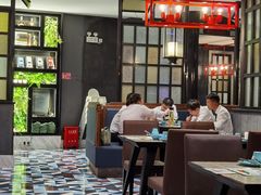 -月枫江南小馆(绿地缤纷广场店)