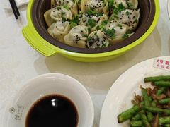 -上海怡沁园度假酒店