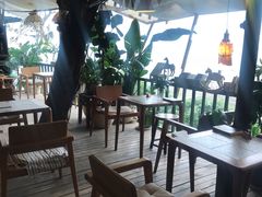 露天位-懒鱼时光馆(沙坪坝店)