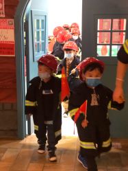 -点点梦想城(鑫苑都汇店)