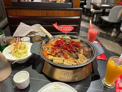 -辣尚瘾·烤鱼·新川菜(交大直营店)