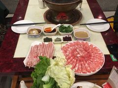 -满旗楼 北京烤鸭·涮羊肉火锅(武昌店)