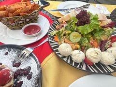 -申德勒加油站餐厅(三里屯北小街店)