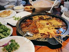 -黄家码头老火锅(解放碑旗舰店)