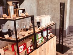 面包甜点陈列柜-星巴克臻选(湖滨道店)