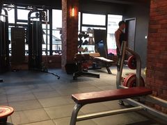 -GYMPLUS私教健身会馆(大悦城店)