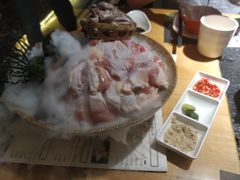 -洪氏嗨捞·广东猪肚鸡·椰子鸡火锅(西咸万象城店)