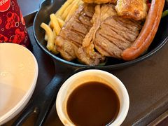 -皇室宴会厅(香港迪士尼乐园)