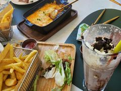 -ins森林童话餐厅coffee&bistro