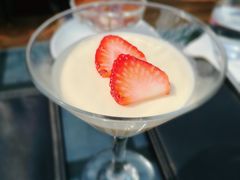 草莓焦糖布丁-EATALIA意塔利意式餐厅(鼓楼店)
