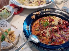 -渔语鱼酸菜鱼新川菜(来福士店)
