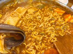 芝士年糕火锅-米字旁先锋韩餐(茂业天地店)