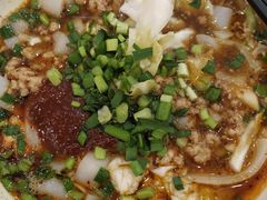 -点食坊莲花白米线