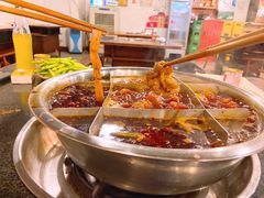 -邓莽子老火锅(中兴路总店)