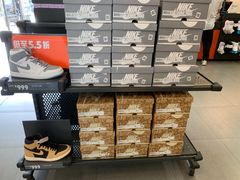 -NIKE北京马连道换季优惠店