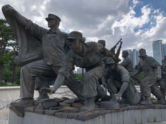 -韩国战争纪念馆