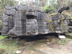 -梭布垭石林景区