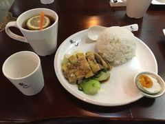 -粤色·老广州茶餐厅(河南商会大厦店)