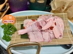 -得意咚瓜·顺德鱼生·冬瓜火锅(深圳首店)