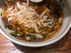-湘人龙记老长沙米粉(鸟巢店)