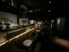 -穹六人间 people 6(岳阳路店)