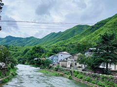 -安吉龙王山峡谷漂流