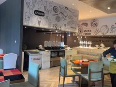 -筠咖啡西餐厅(上海国展宝龙丽筠酒店)