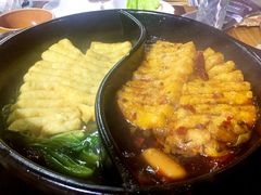 -灌县老妈砂锅串串香(万科红生活广场店)