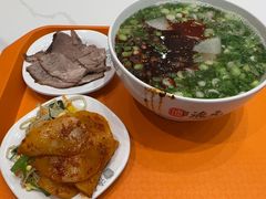 -德元兰州纯汤牛肉面(龙阳路店)