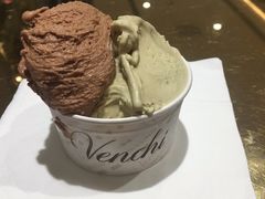 -VENCHI 闻绮(北京国贸商城店)
