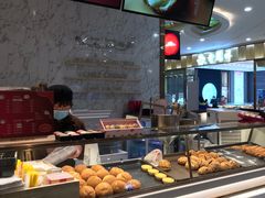 面包甜点陈列柜-西树泡芙(秦皇岛茂业天地店)