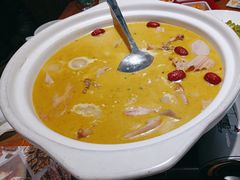 -黄泥岗·地道湖北菜(奥特莱斯店)