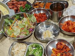 -安小胖韩国烤肉(财富广场画苑小区店)