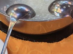 清水粥水湯底-焯明脆肉鲩世家(金沙洲店)