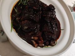 招牌焦糖黑叉烧-维园悦谱·海派家常菜(乌鲁木齐南路店)