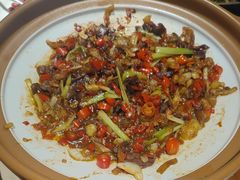 -鸽舞笙平金牌烧鸽子·融合菜(鲁谷店)
