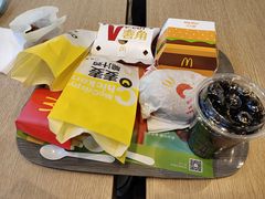 -麦当劳(展览路店)
