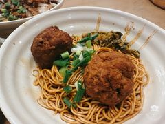 -佬钱湾仔(衣裳街店)