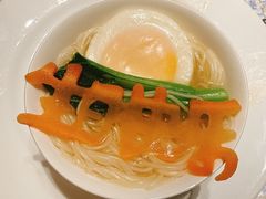 -虹潮荟·餐桌上的美食地理(太阳宫店)