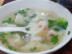 2两抄手-秦云老太婆摊摊面(磁器口店)