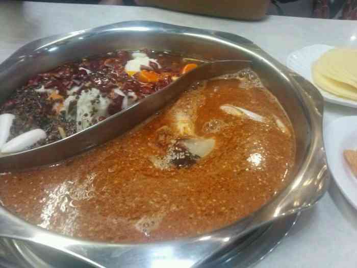 愚香3306辣糊糊火锅-"还不错 银川很多这种辣糊糊 但是味道感觉.
