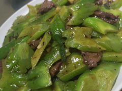 凉瓜炒牛肉-富诚美食