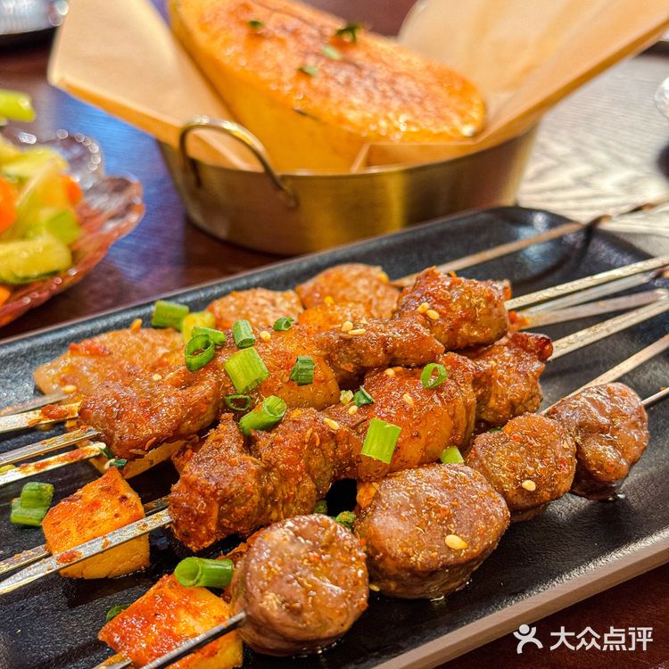 东北烤串🍢🥩🍢烧烤界的天花板👈  