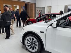 -TESLA 特斯拉(广州天环广场体验店)