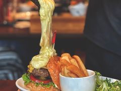 拉丝芝士汉堡-Bistro 63 创意融合料理(广粤天地店)