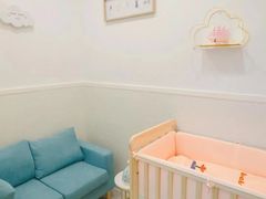 -龙格亲子游泳·水育早教运动中心(绿宝中心)
