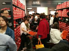 -NIKE上海青浦优选体验店