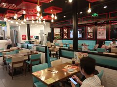 大堂-李先生牛肉面大王(上海站南广场店)