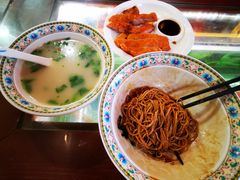 -金杨拉面王小吃面馆·牛三宝面·红烧牛肉粉