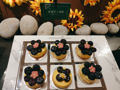 -咖啡苑自助餐厅·中国大饭店